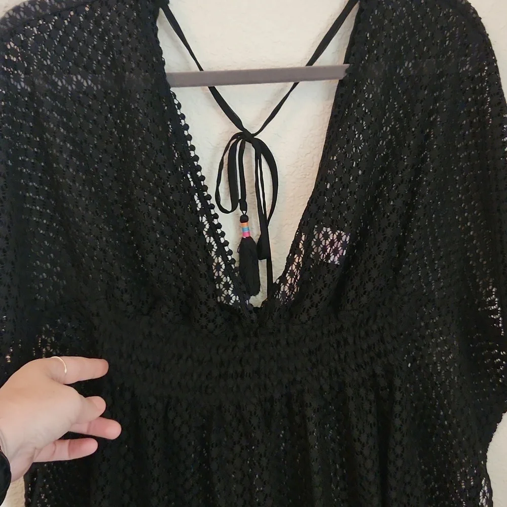 Xhilaration‎ open weave knit swimsuit coverup, medium